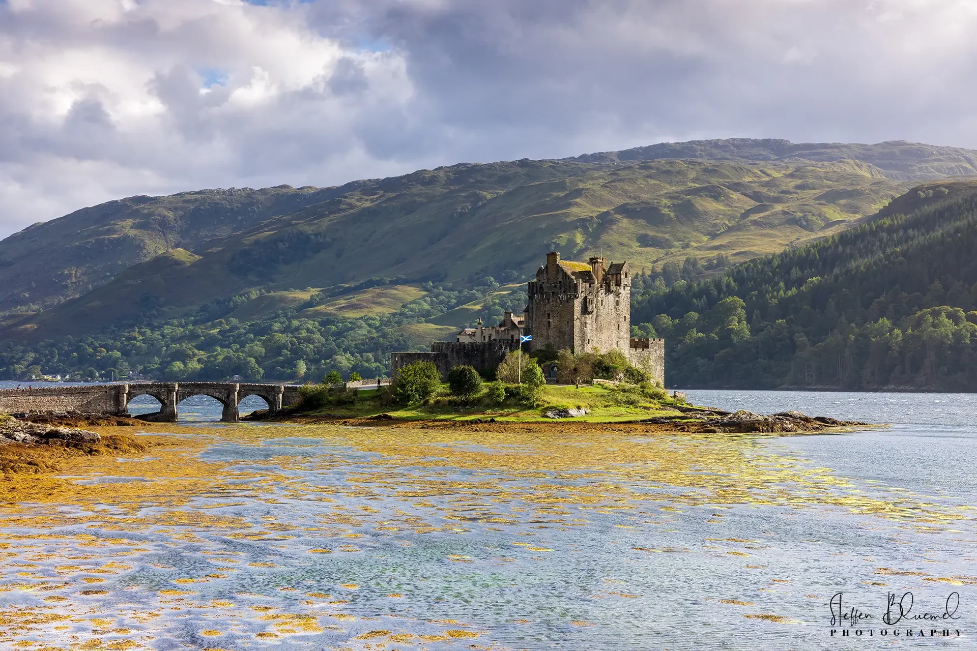 Eilean Donan Castle  Dornie / UK