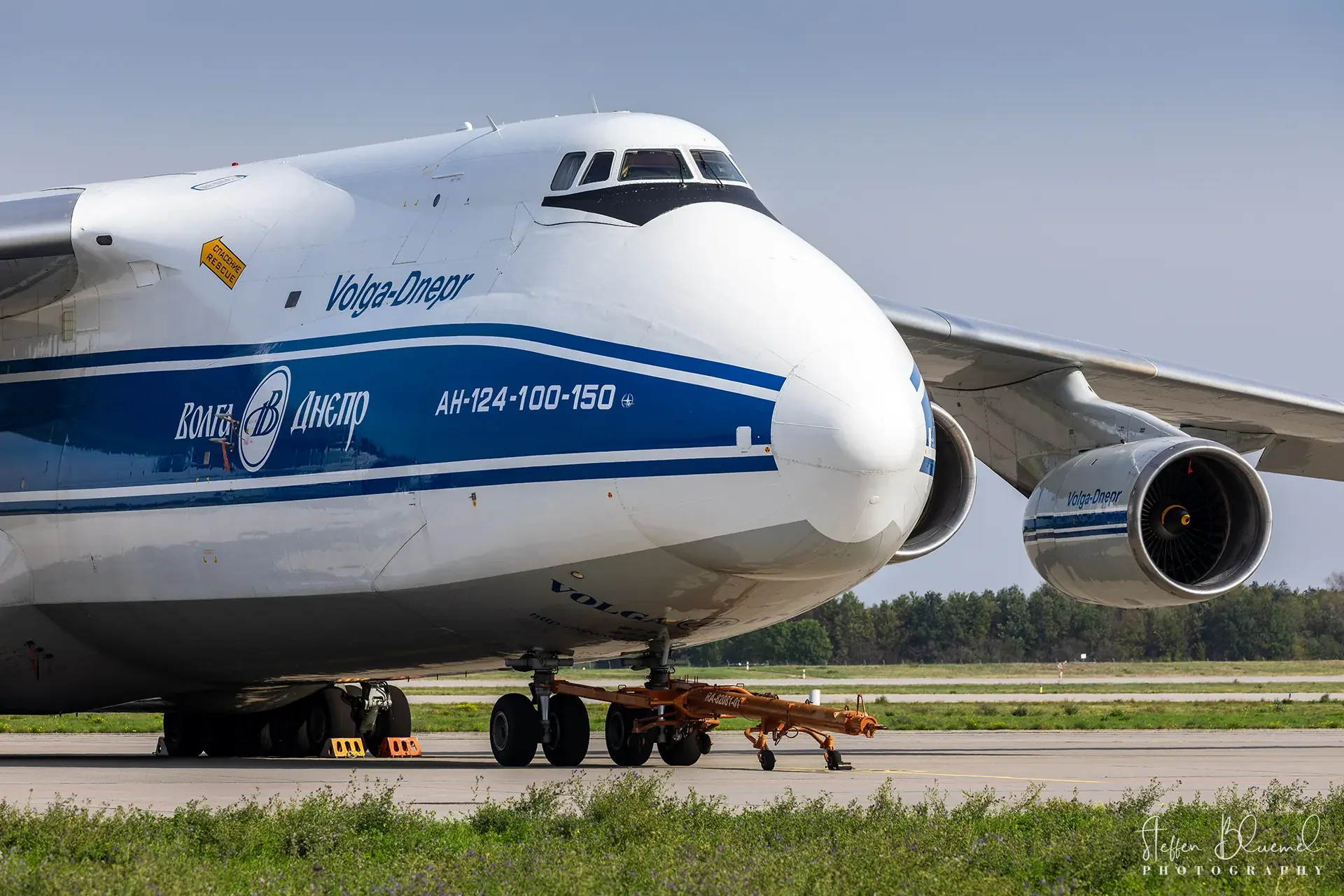Antonow AH-124 Volga Dnepr Airline  Flughafen Leipzig / DE