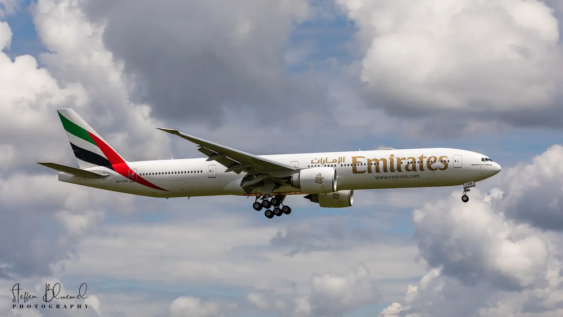 B777-31H(ER) A6-EQN - Emirates Flughafen Zürich / CH